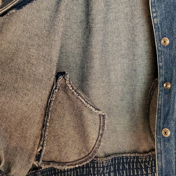 Vintage denim jacket - Picture 8 of 10